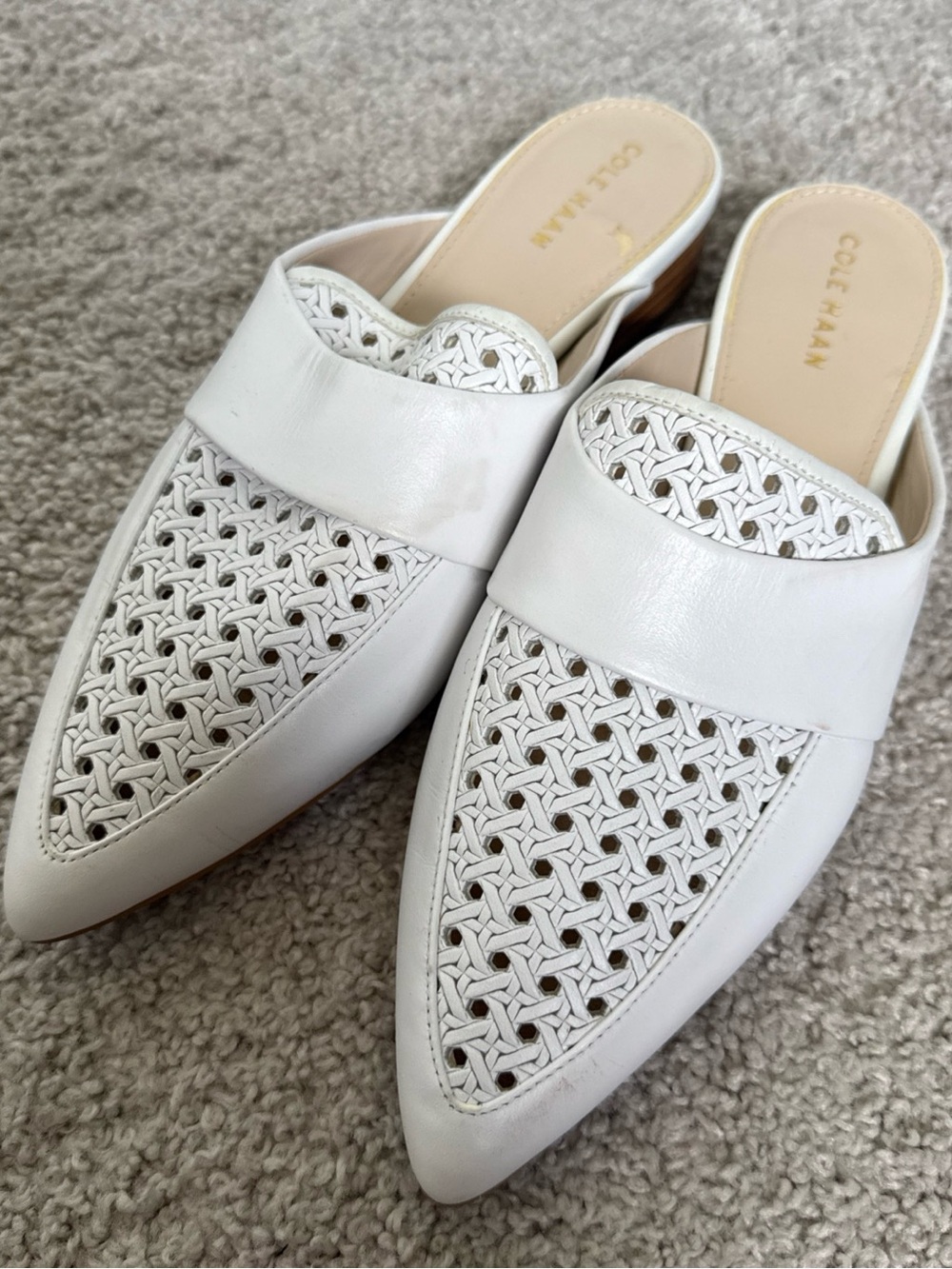 Cole Haan Marlee Mules White Size 6.5 Quiet Luxury Preppy Teacher